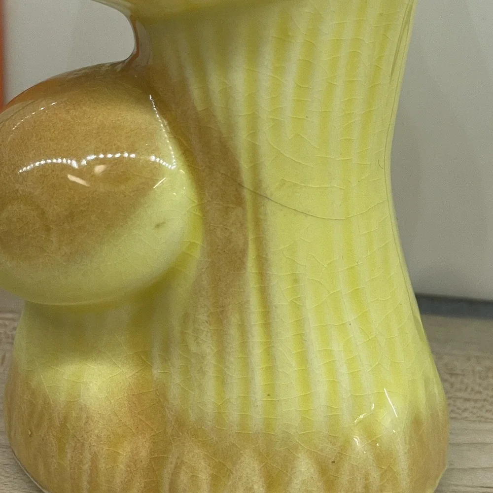 Vintage Mushroom‎ Salt and Pepper Shakers Made in Japan Yellow FLAWS 60s Yellow